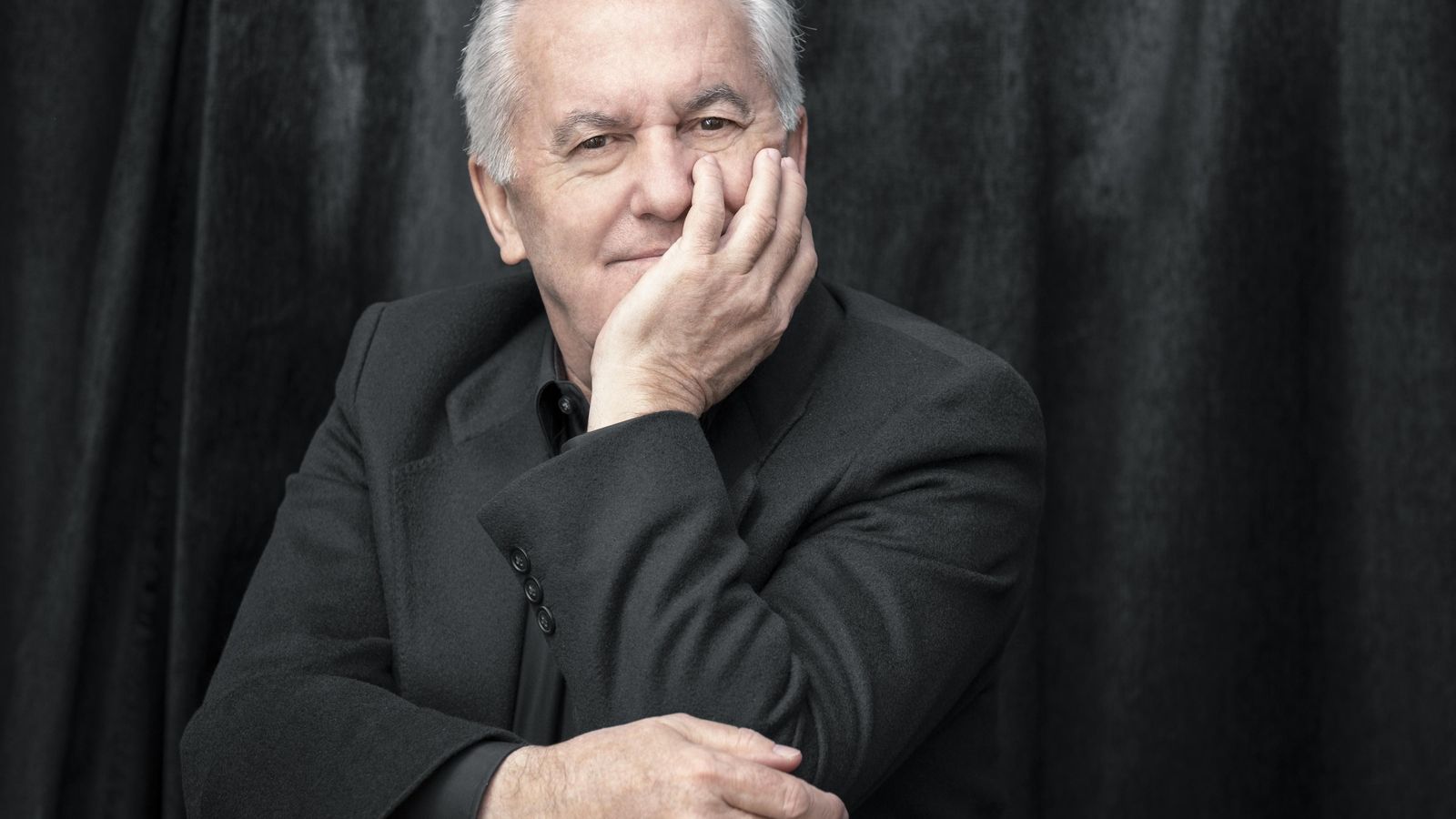 Víctor Manuel. Víctor Manuel.