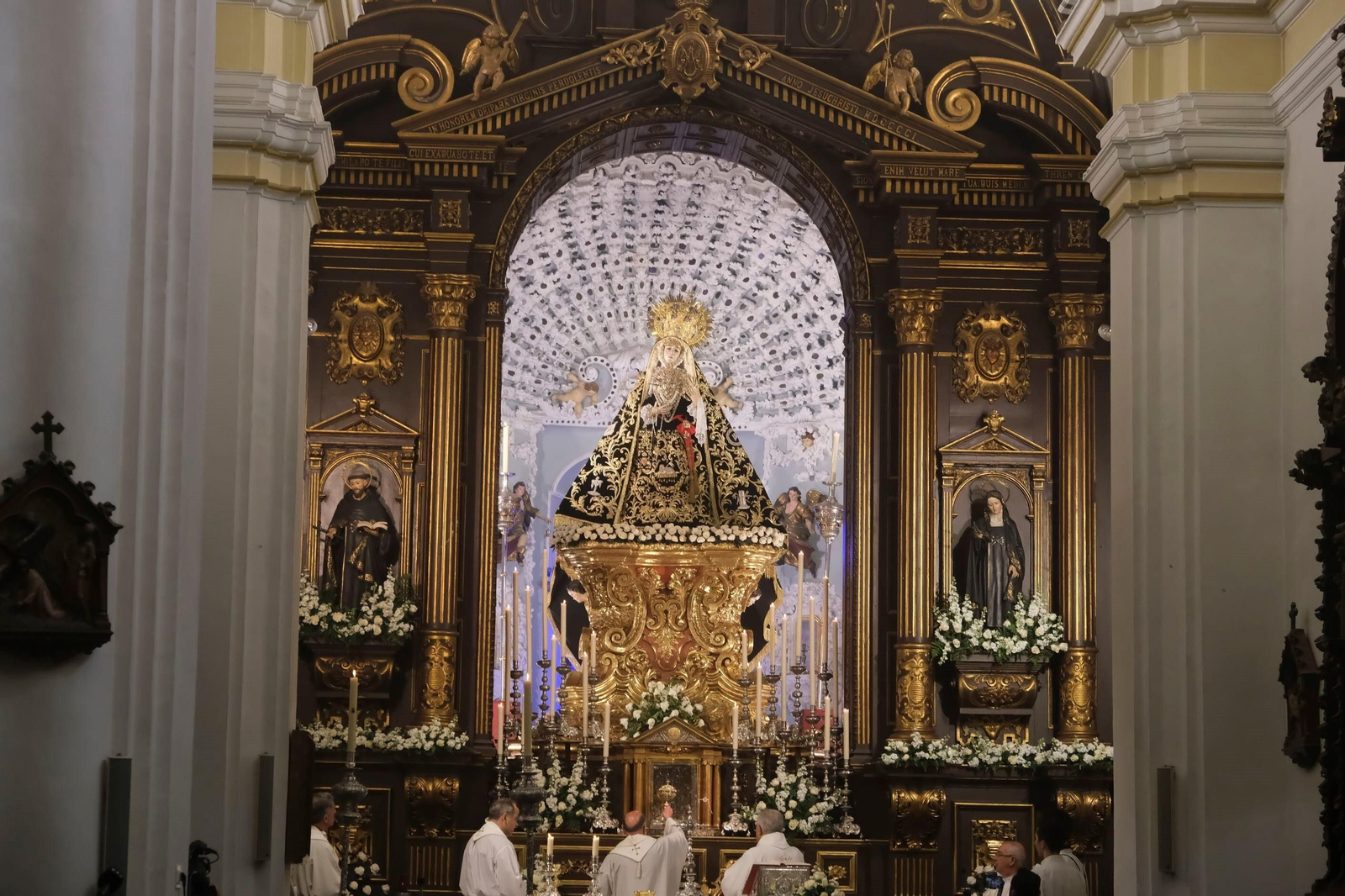 La celebración del Viernes de Dolores en Córdoba, en imágenes
