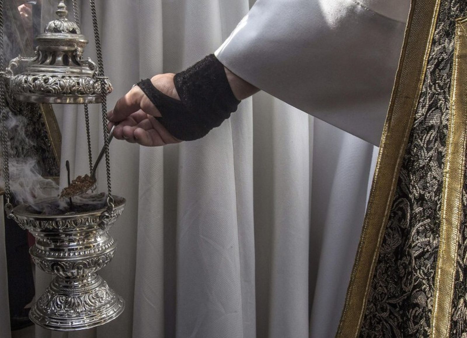 Los riesgos asociados al incienso: desde complicaciones respiratorias hasta reacciones alérgicas