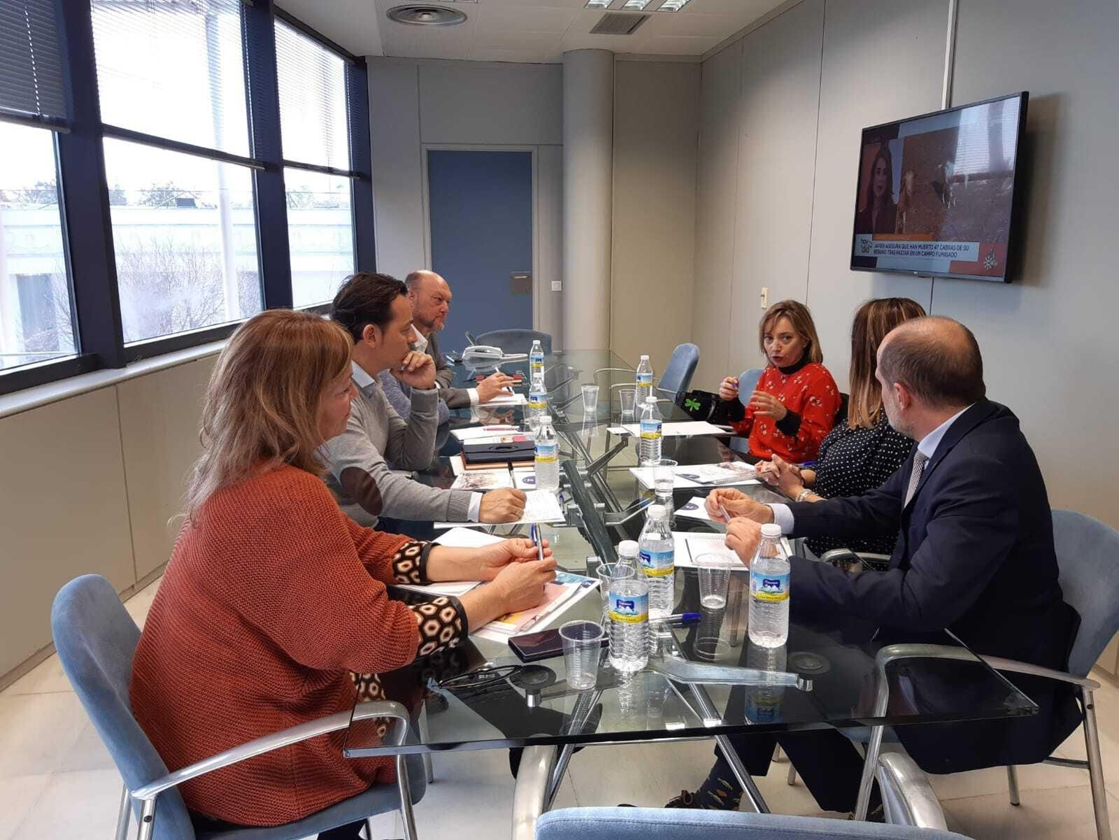 Reunión entre Faecta y la RTVA. Reunión entre Faecta y la RTVA.