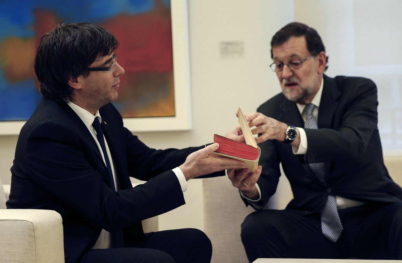Carles Puigdemont y Mariano Rajoy, en la Moncloa.