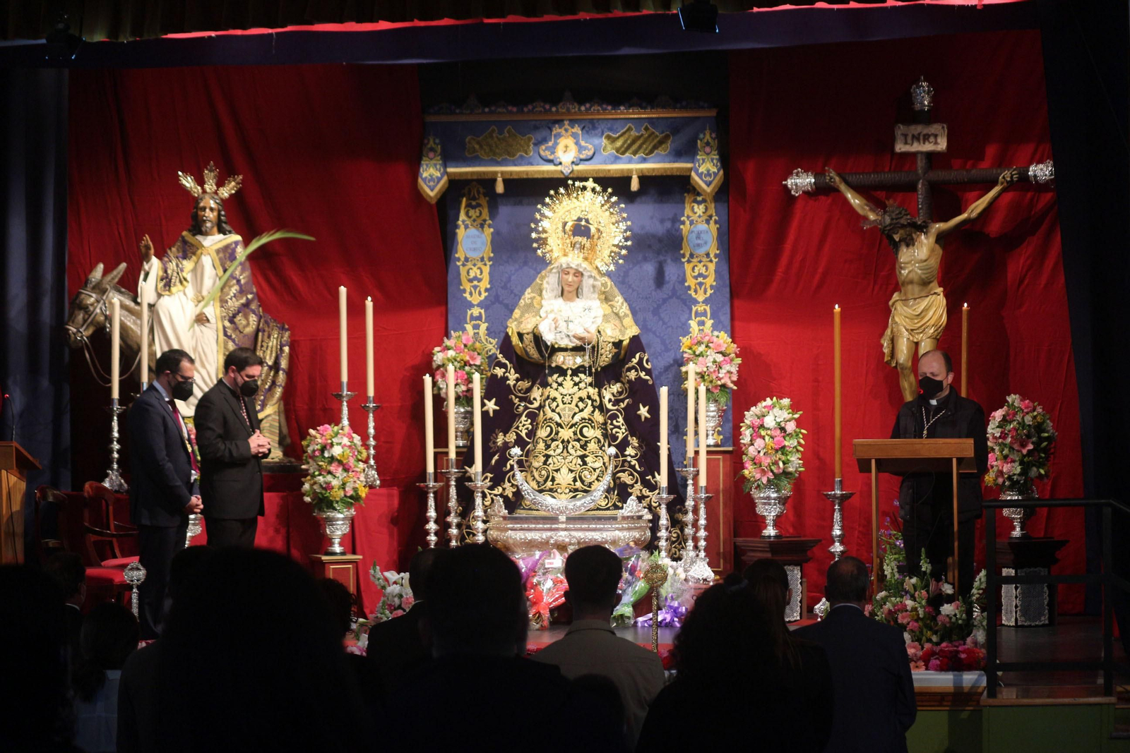 Las imágenes del Martes Santo en Puerto Real