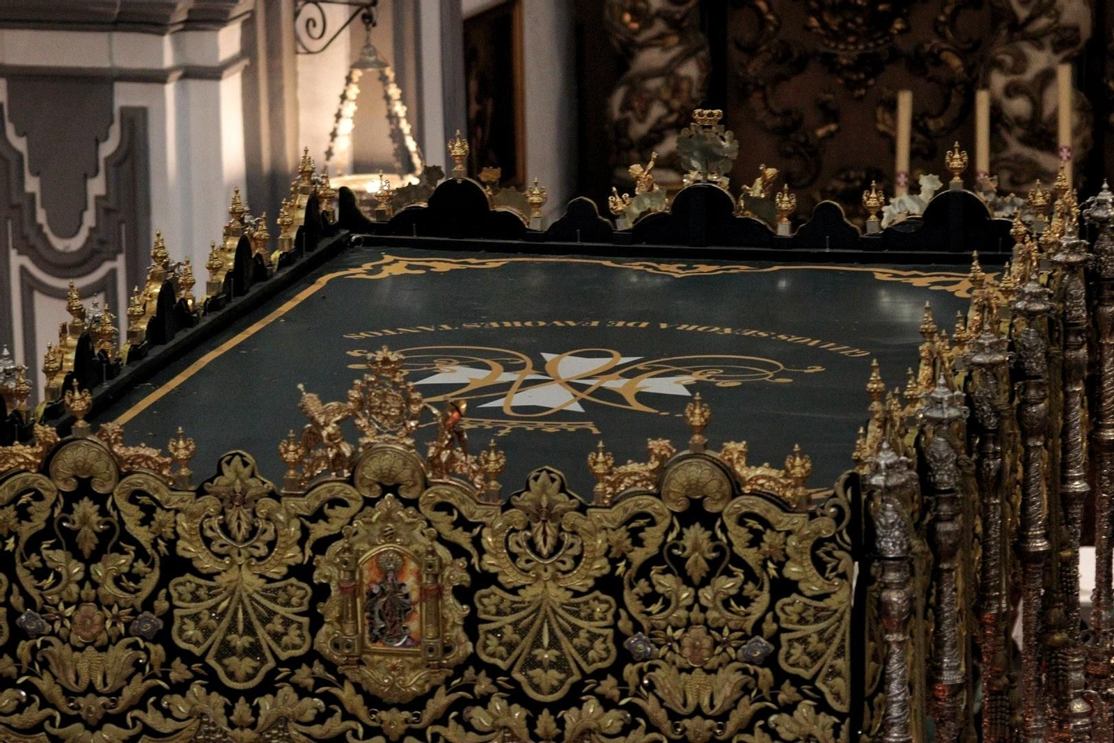 Lágrimas y Favores se quedan en el templo este Domingo de Ramos.