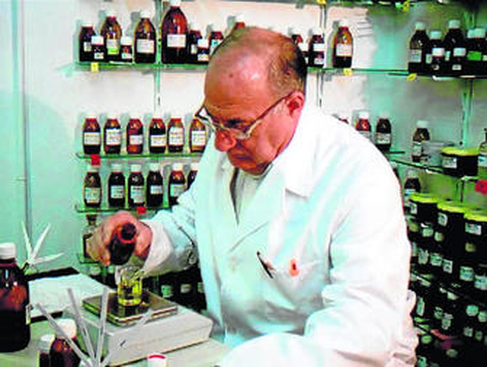 Antonio Briseis ha trabajado en la empresa familiar durante décadas.