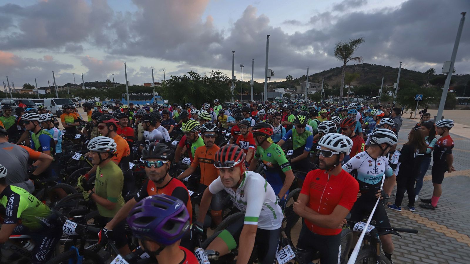 Fotos de la X Maratón MTB Sierra del Arca en la Estación de San Roque