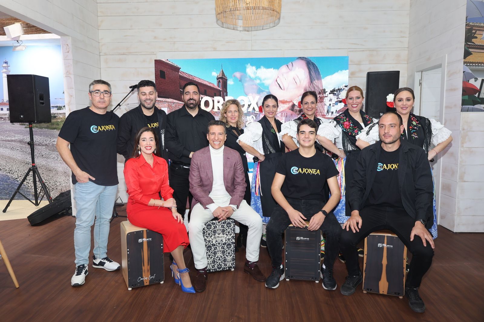 El folklore de Torrox acapara todas las miradas en la segunda jornada de Fitur