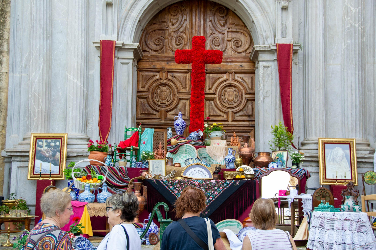Así celebra Granada sus Cruces, en imágenes