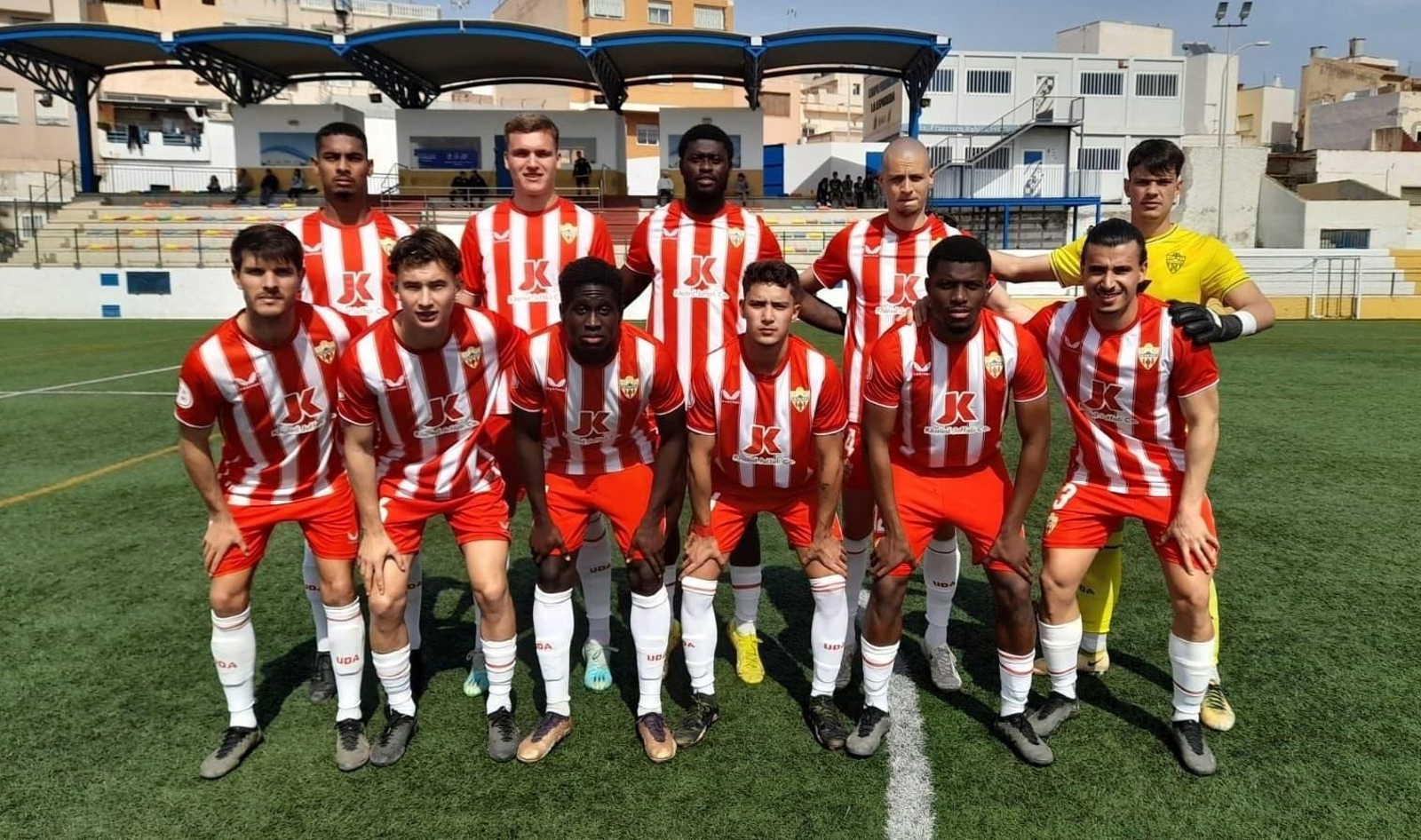 Once rojiblanco en La Espiguera