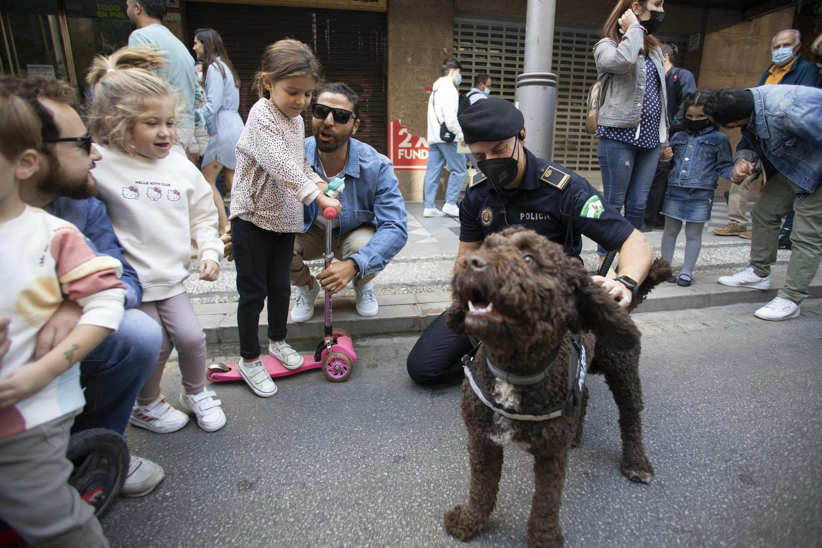 Fotos: La vuelta del Día sin Coche de Granada en imágenes