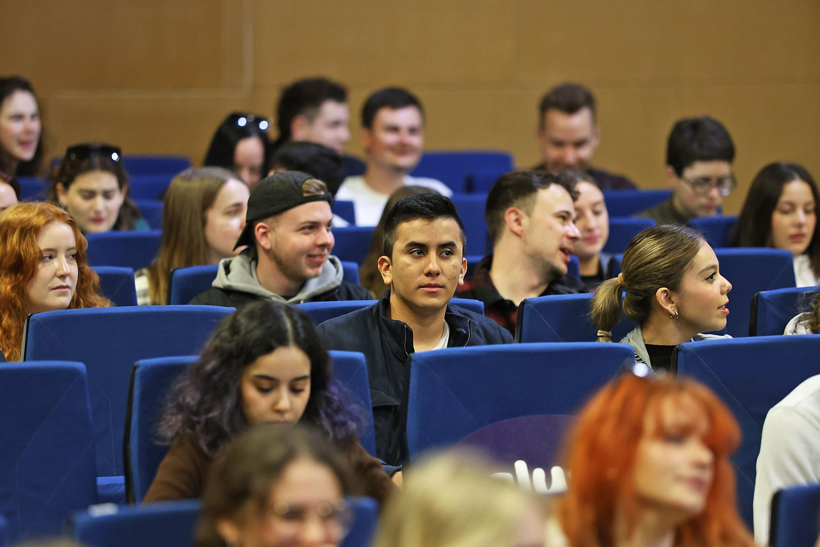 Imágenes de la Welcome Ceremony para dar la bienvenida al alumnado Erasmus que estudiará en la UHU