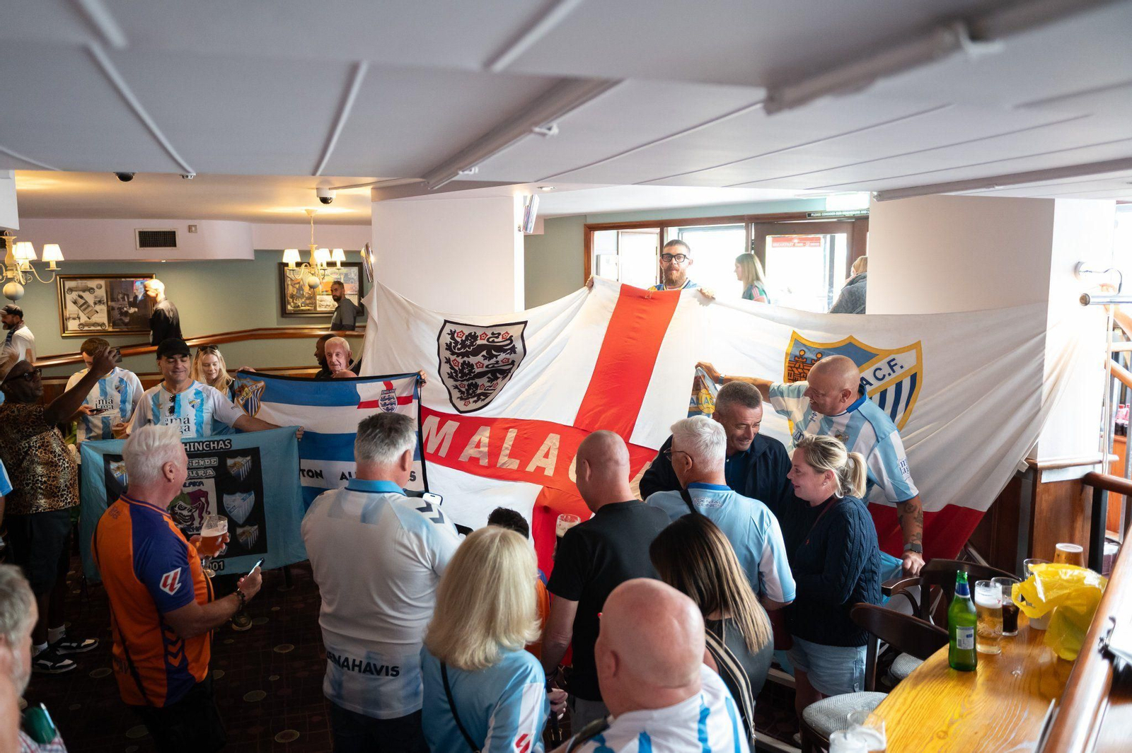 Encuentro malaguista en un pub de Oxford