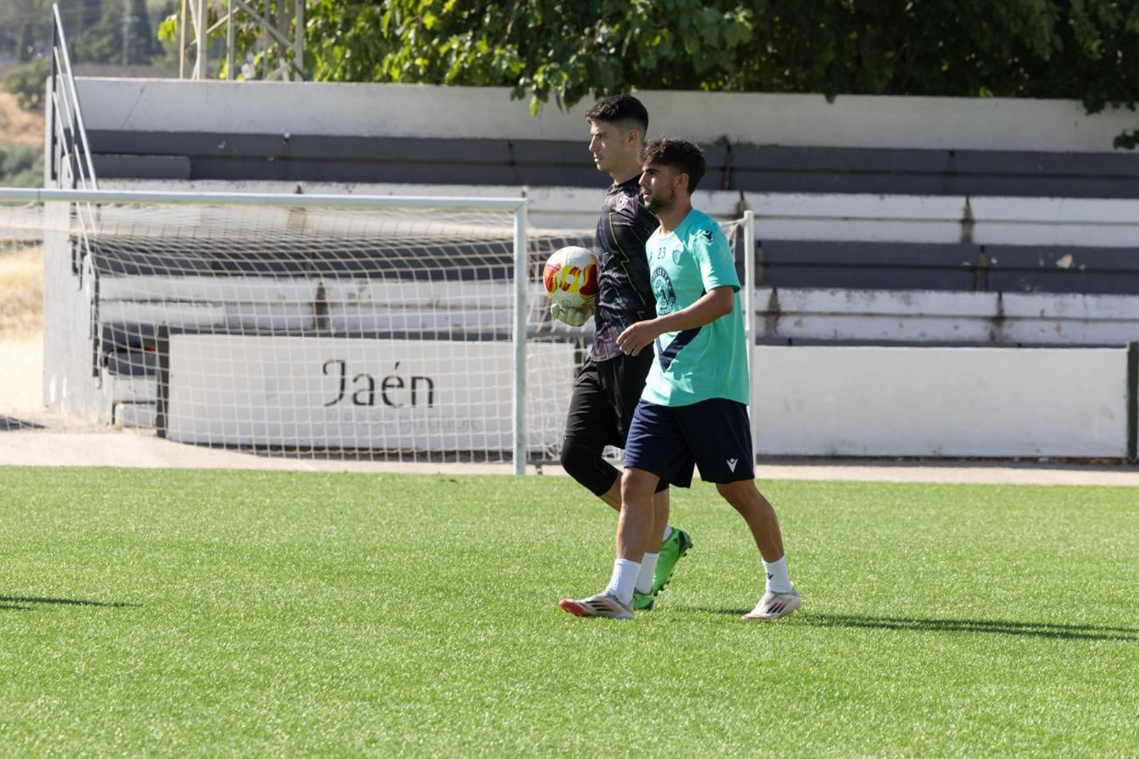 El primer entrenamiento del Real Jaén de la temporada 2025-26
