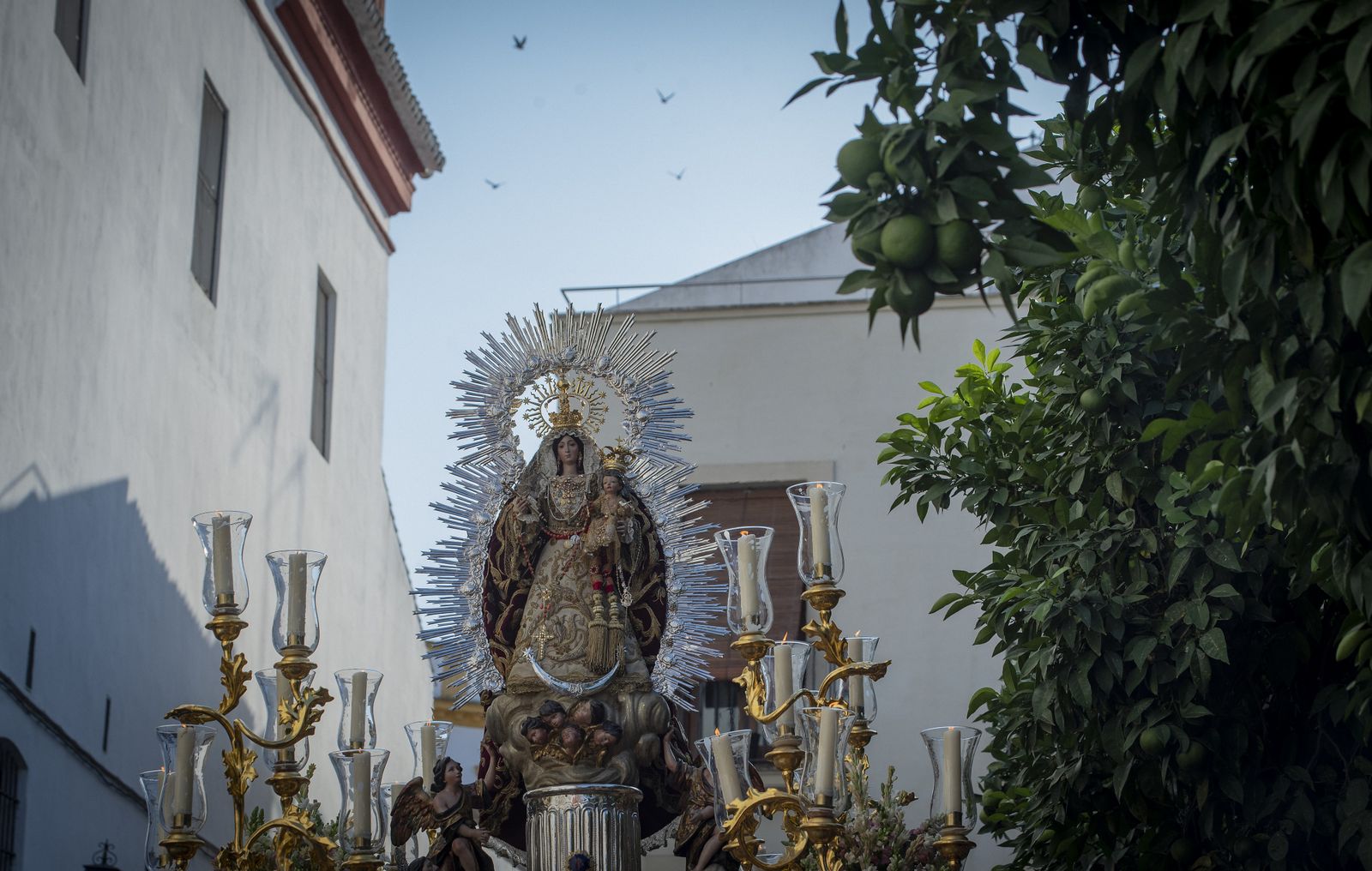 La procesión de la Virgen del Pilar, en imágenes