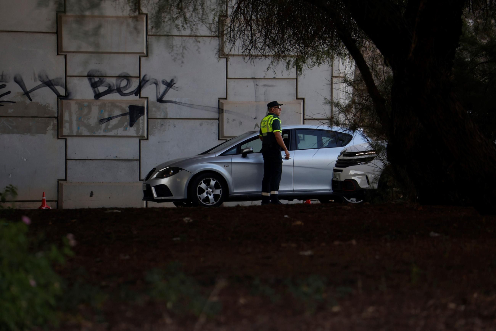 En imágenes, la campaña "No corras, no bebas, no cambies de rueda", de la Guardia Civil, DGT y Aspaym Córdoba.