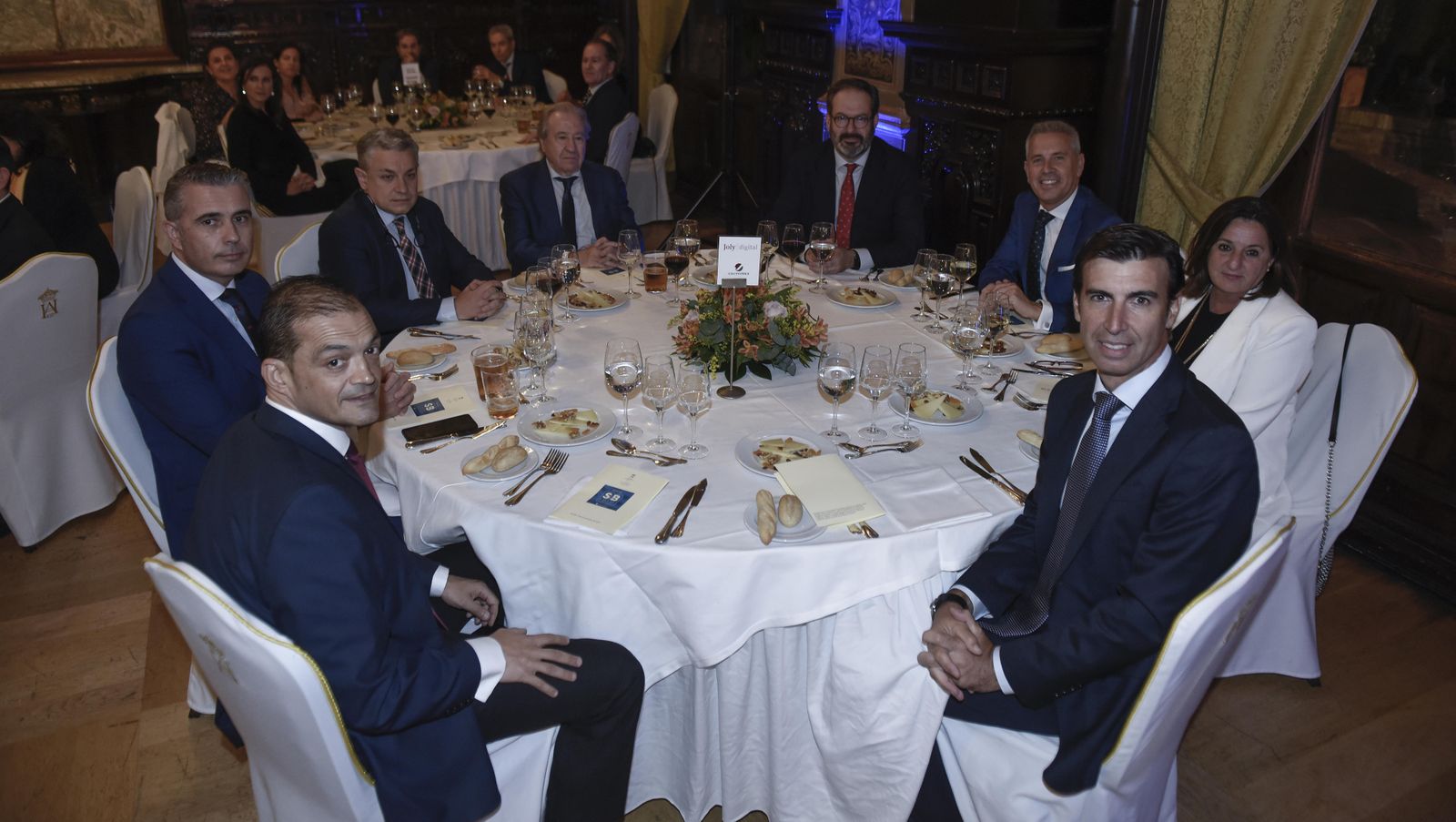 Miguel Navarro, Narciso Navarro, Fco Manuel Martínez, Miguel Ángel Moya, Manuel Muñoz, Adolfo Molina, José María Villadiego, Inmaculada de Andrés, Juan Ignacio Oviedo.