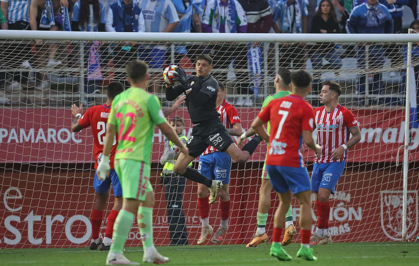 Las mejores fotos del Algeciras - Málaga de Primera RFEF