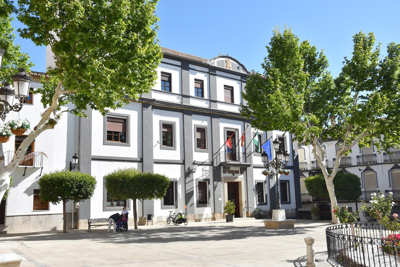 El Ayuntamiento de Baza El Ayuntamiento de Baza