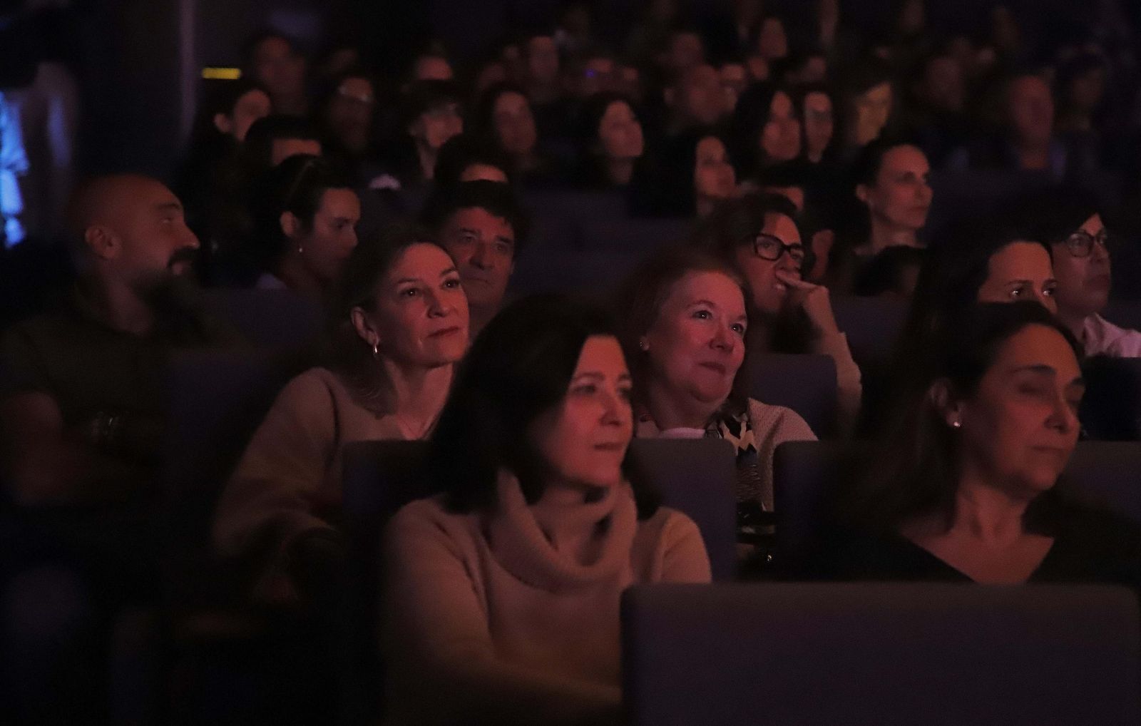 Elsa Punset defiende el optimismo inteligente en el ciclo Attendis Talks en Algeciras