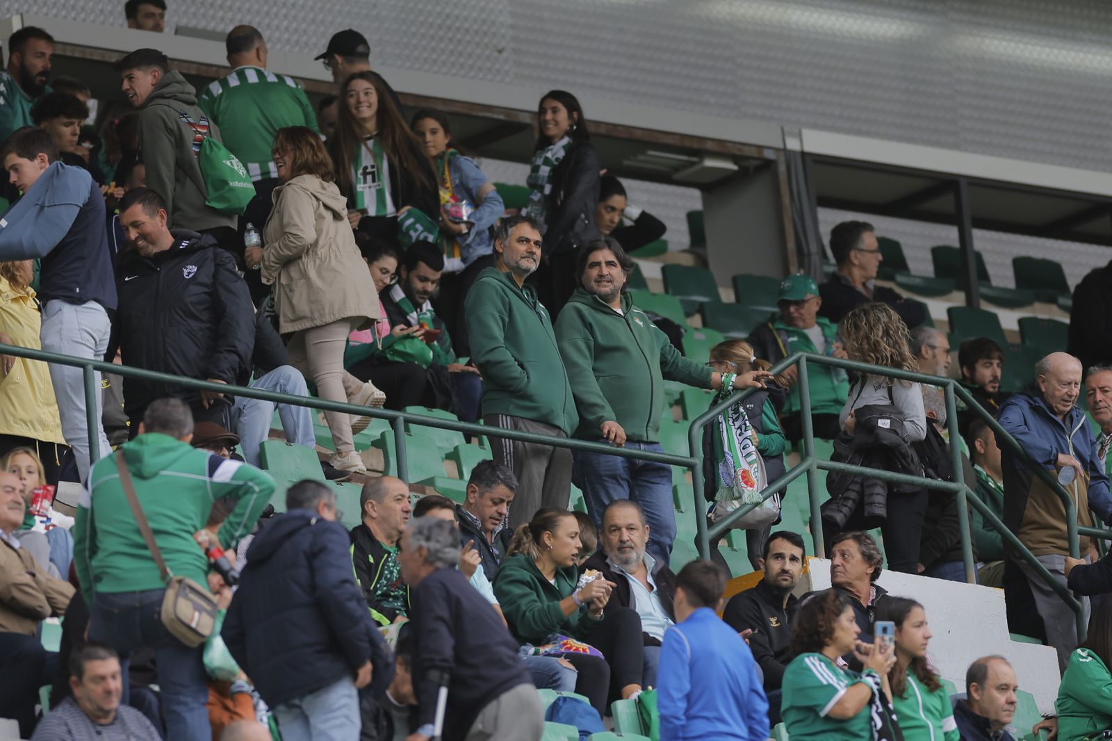 Búscate en las fotos del Betis-Mallorca