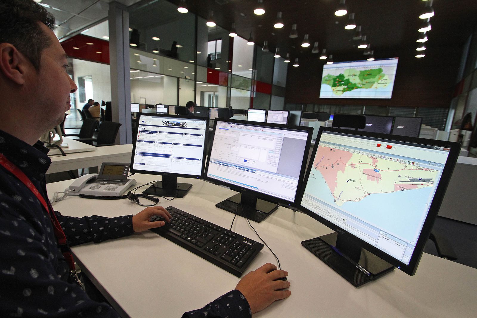 Profesionales de Emergencias 112 Andalucía.