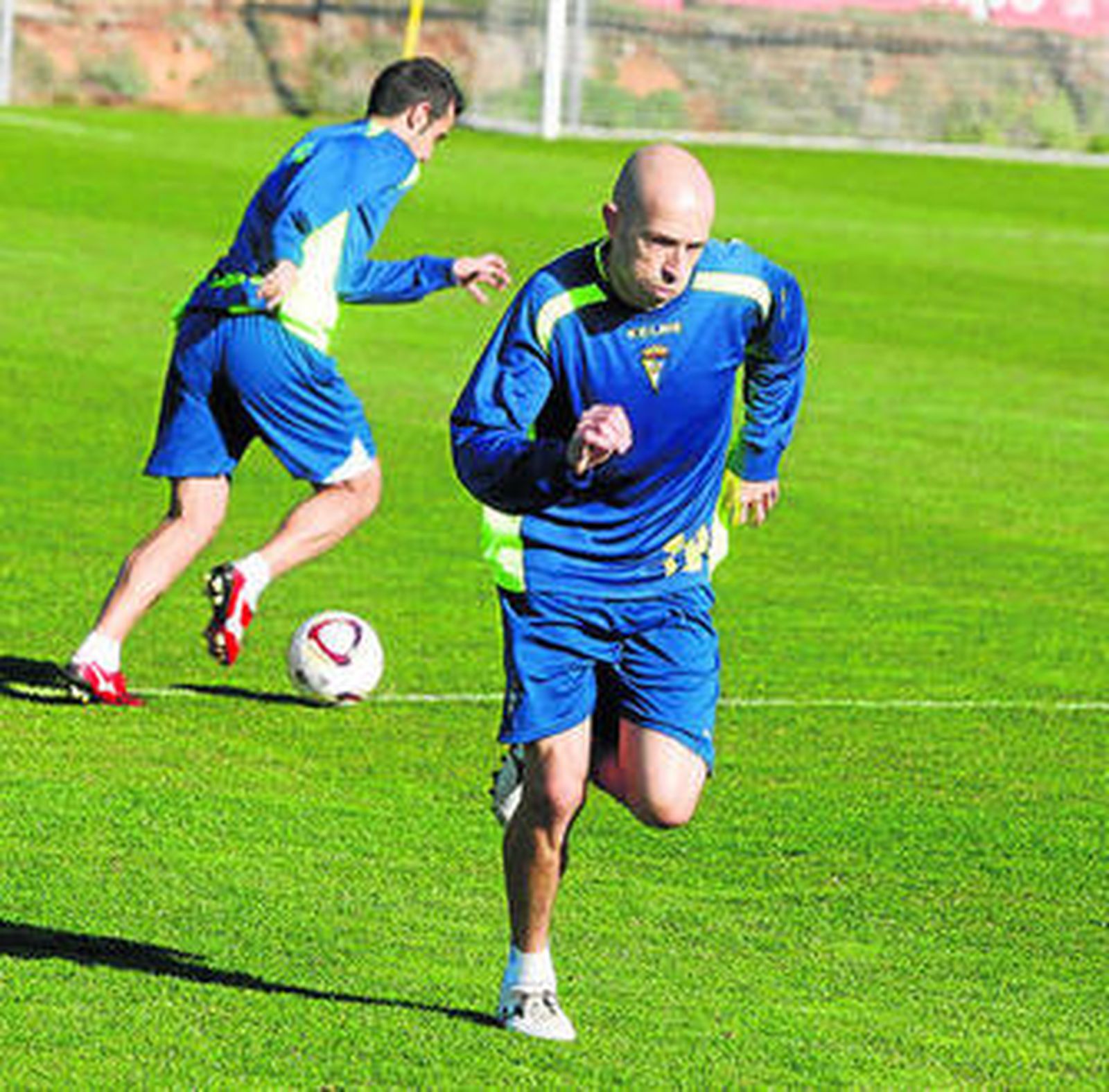 Óscar Pérez, durante el entrenamiento de ayer.
