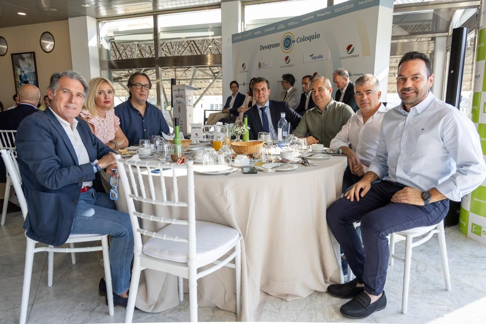 Desayuno, Coloquio "Redefiniendo el Rumbo: Jaén y su Nuevo Modelo de Ciudad"