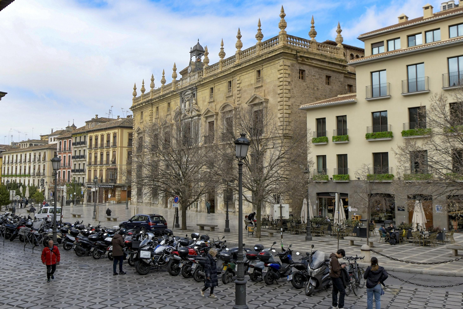Imagen de archivo de la sede de la Audiencia en Granada.