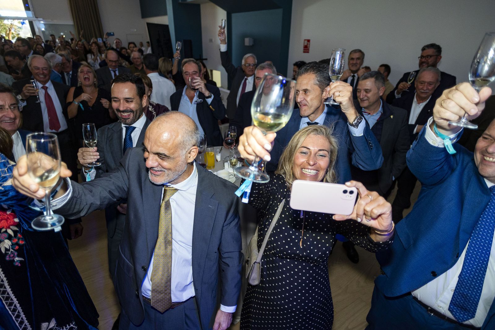 Fotos de la fiesta de agradecimiento de Pascual a su empleados por los 75 años del hospital de San Rafael