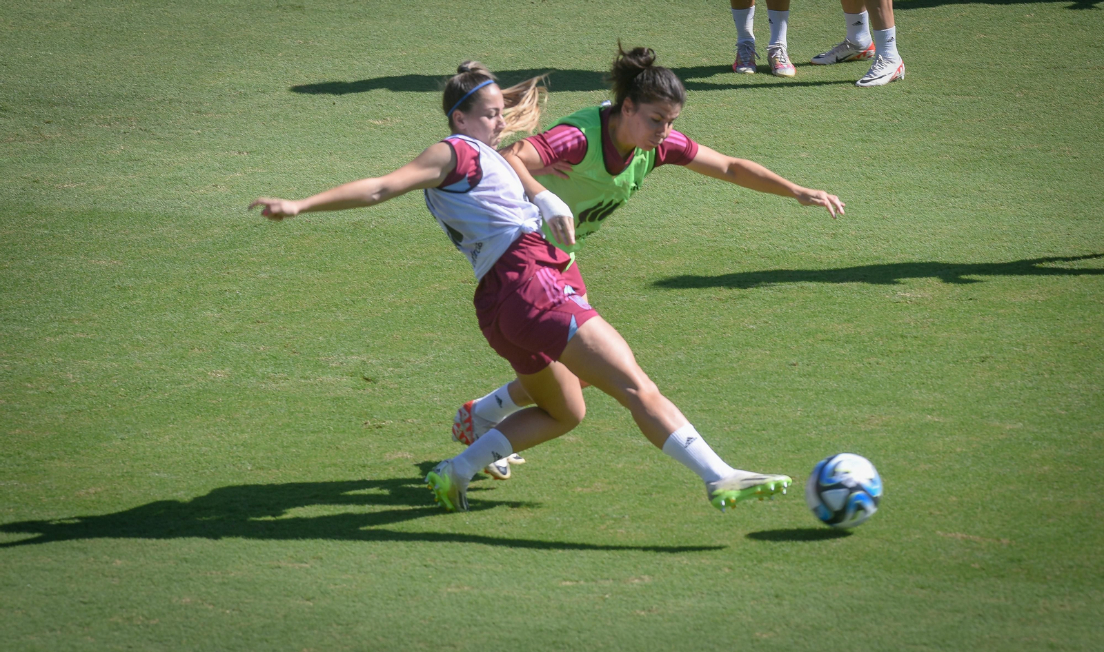 El entrenamiento de la Selección Española Femenina, en imágenes