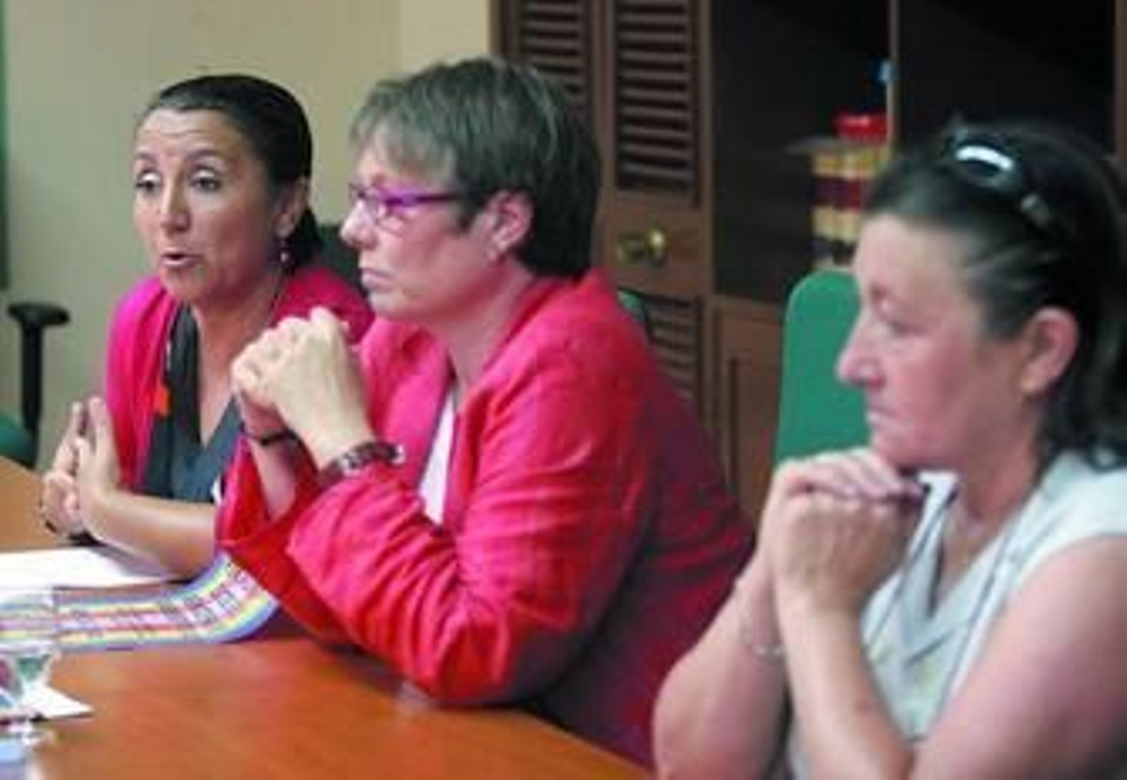 Las representantes de Colega-Huelva y de la Delegación para la Igualdad, en la presentación de los actos.