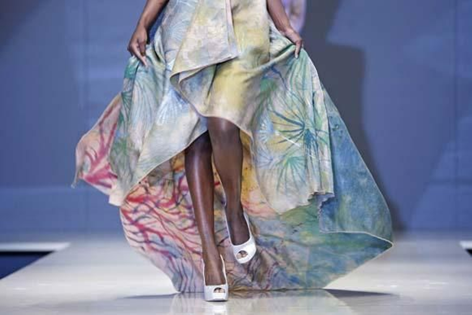 La apuesta Escuela de Color inauguró los desfiles de South 36.32N enmarcados en el bloque Jóvenes Diseñadores

Foto: Julio Gonzalez