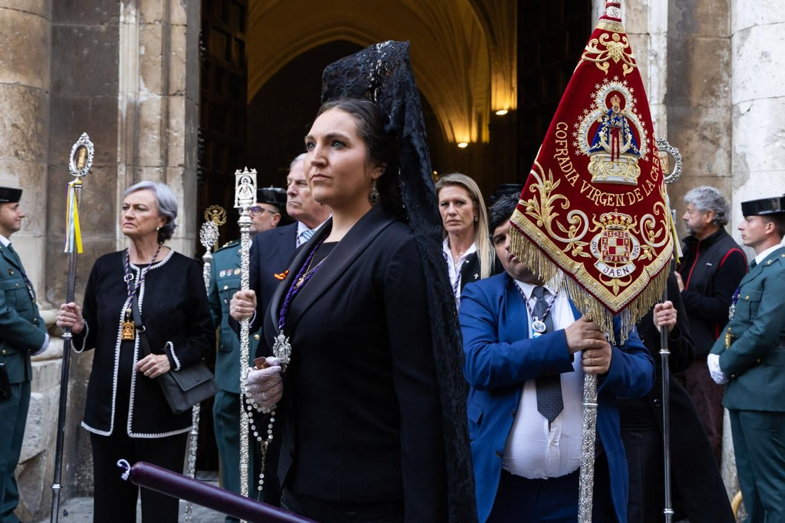Las cofradías de la Vera Cruz, Expiración y Gran Poder lucen sus cortejos en la calle