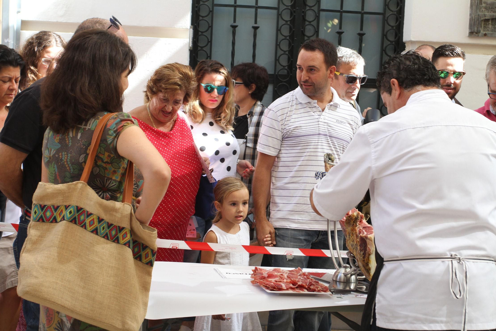Record Guinnes del bocadillo de jamón mas grande del mundo, en Huelva