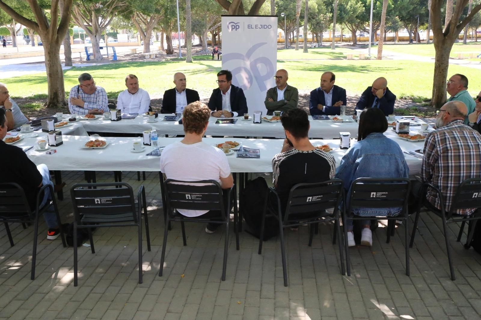 Las imágenes de la presentación del programa electoral del PP de El Ejido
