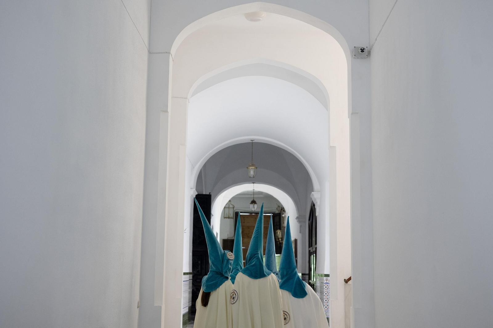 Las imágenes de la cofradía del Prendimiento este Lunes Santo en la Semana Santa de Cádiz de 2024