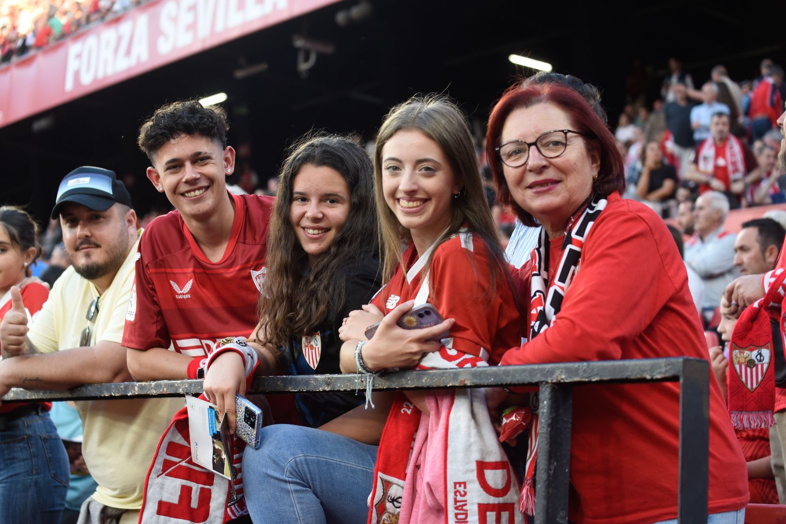 Búscate en el Sevilla FC - Granada CF