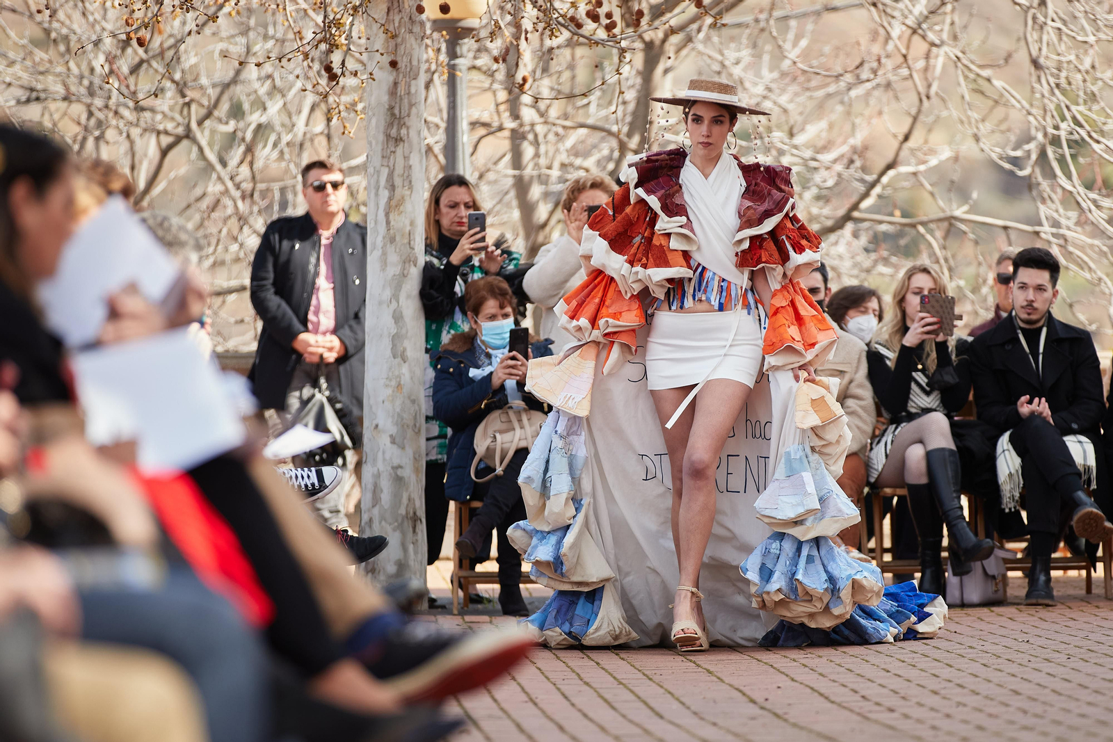 El certamen de jóvenes diseñadores de la Pasarela Granada Flamenca, en imágenes