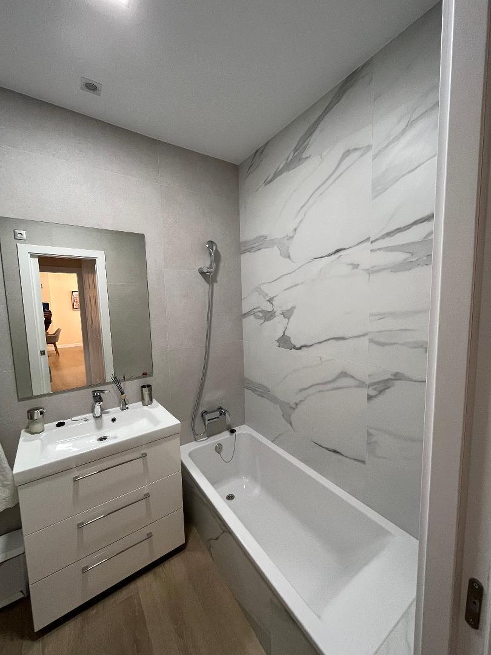 Así es la casa del Mentidero con piscina