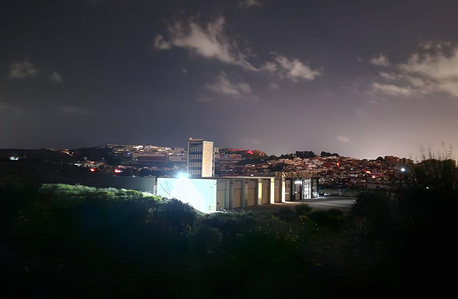 Algeciras durante la noche del apagón histórico, en imágenes