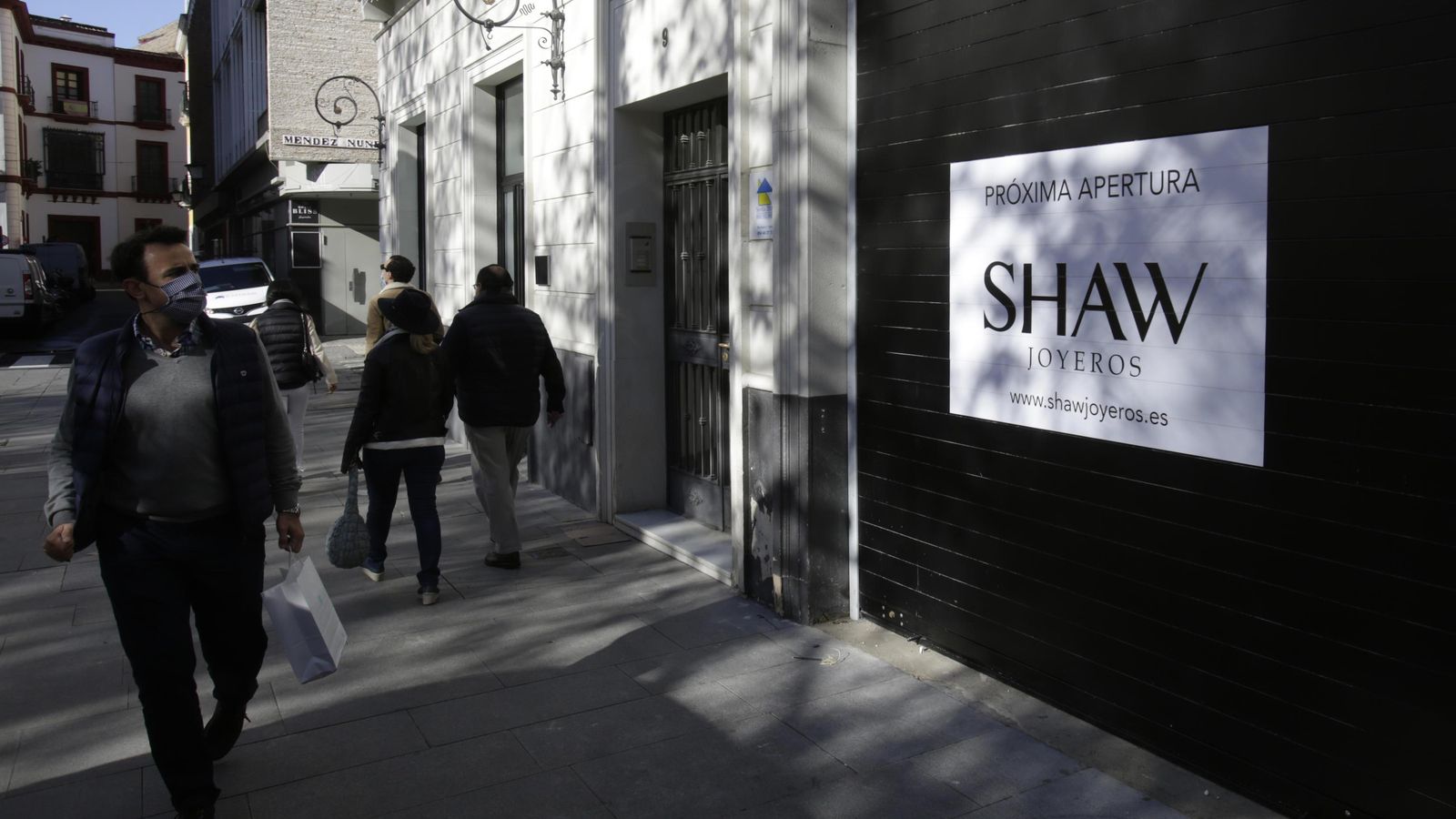 El nuevo local, en el número 9 de la Plaza Nueva, donde se instalará la joyería Shaw.
