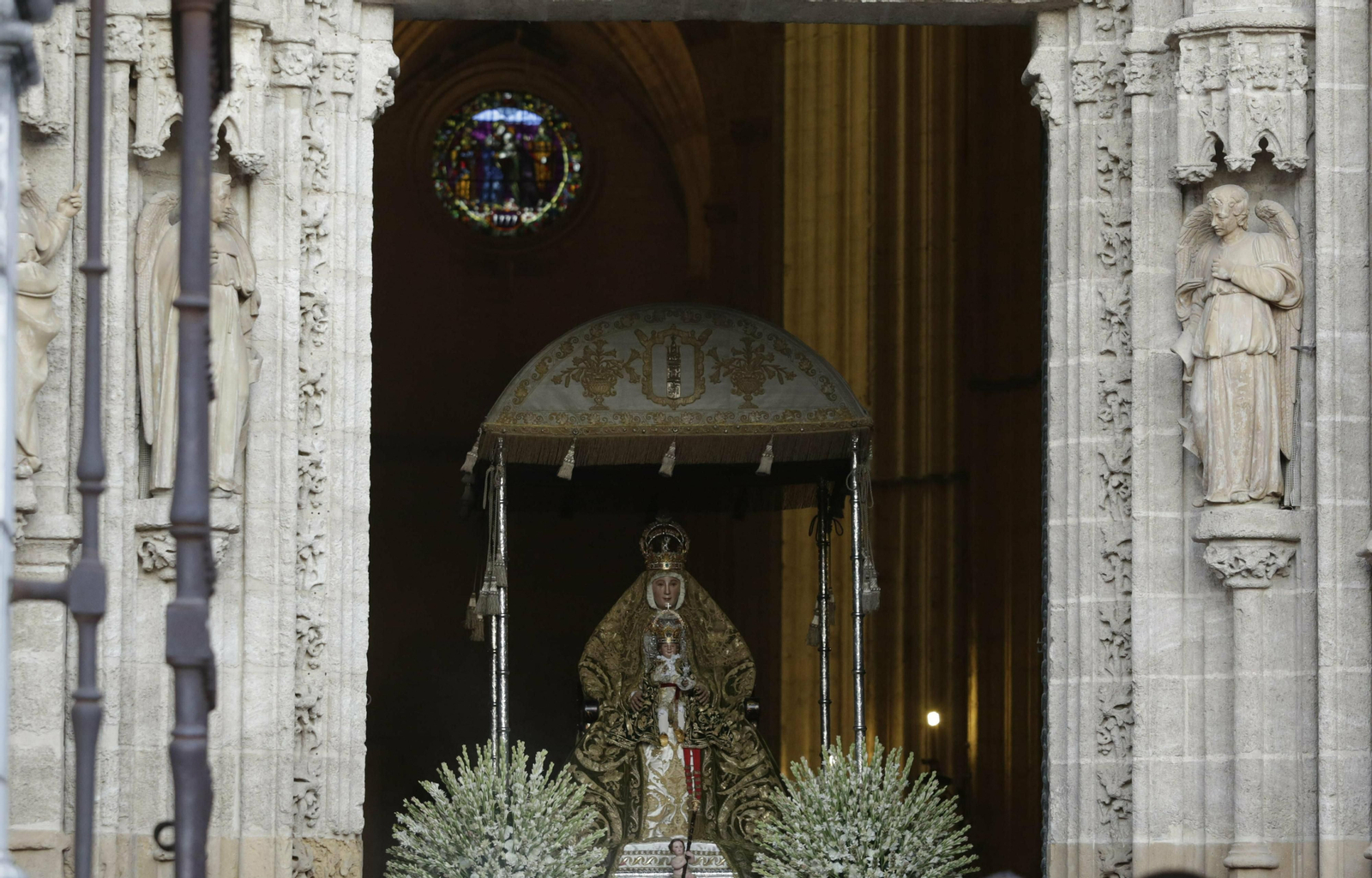 Las mejores imágenes de la procesión de la Virgen de los Reyes 2019