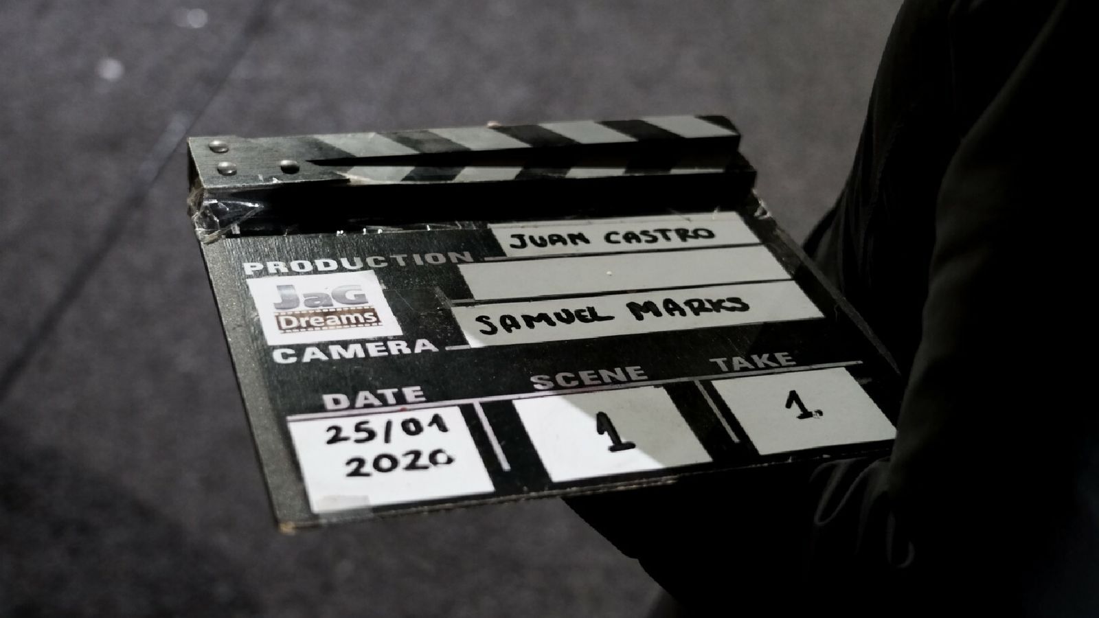 Claqueta del cortometraje 'Tacones'.