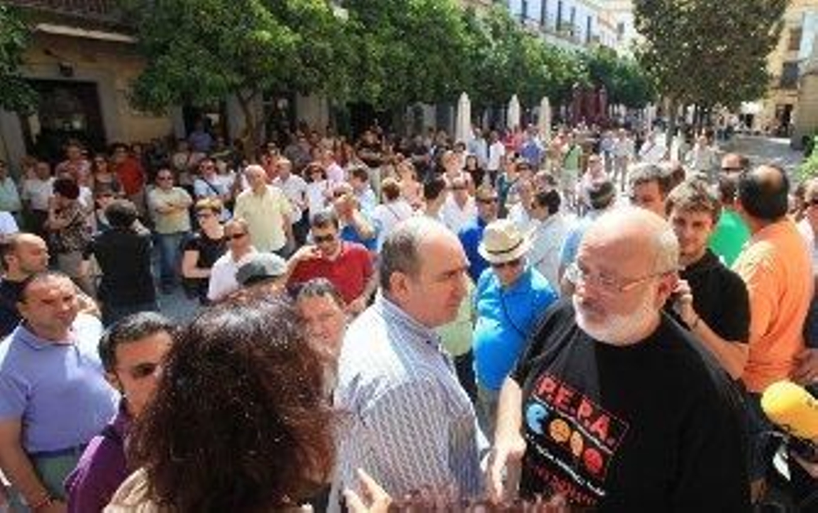 El gobierno local iniciará en junio la funcionarización de la plantilla