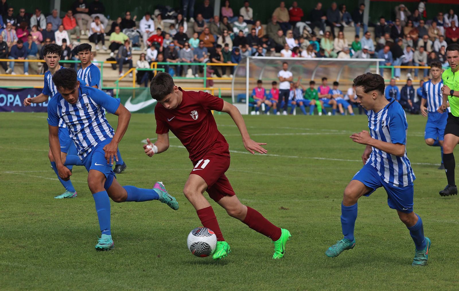 Imágenes de las finales de la Copa Andalucía infantil y cadete de fútbol en Los Barrios