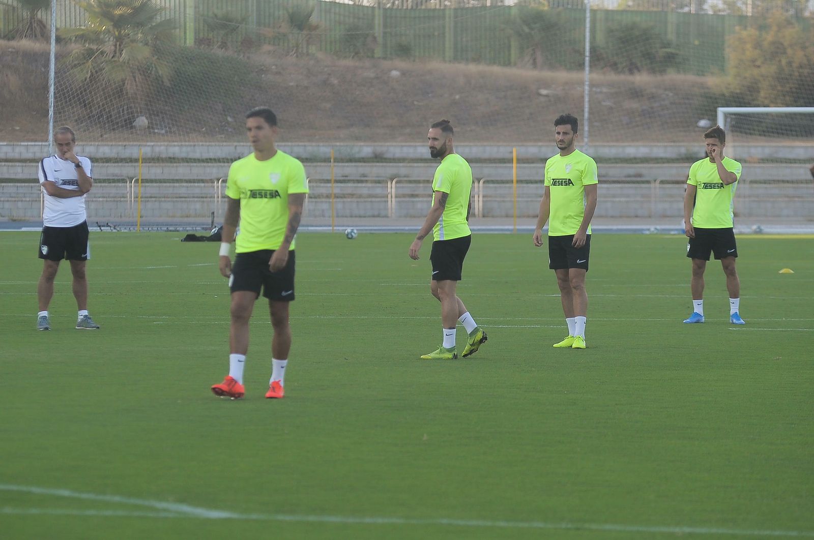 Las fotos del entrenamiento del Málaga CF tras la tormenta