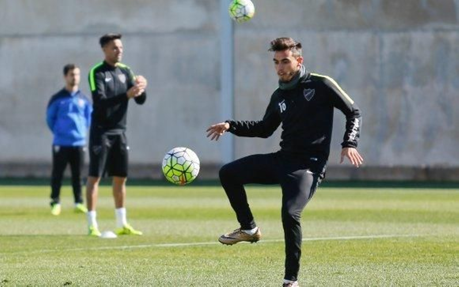 El Málaga hace oficiales las cesiones de Horta y Juan Carlos