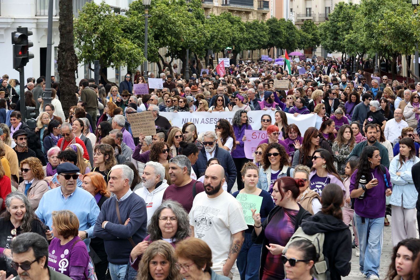 Imágenes de la manifestación en Jerez por el Día Internacional de las Mujeres