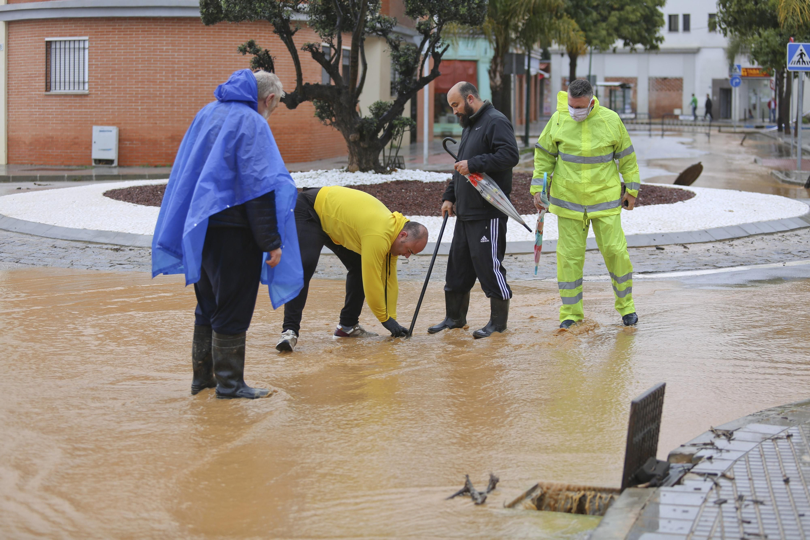 Campanillas anegada tras las lluvias, en fotos
