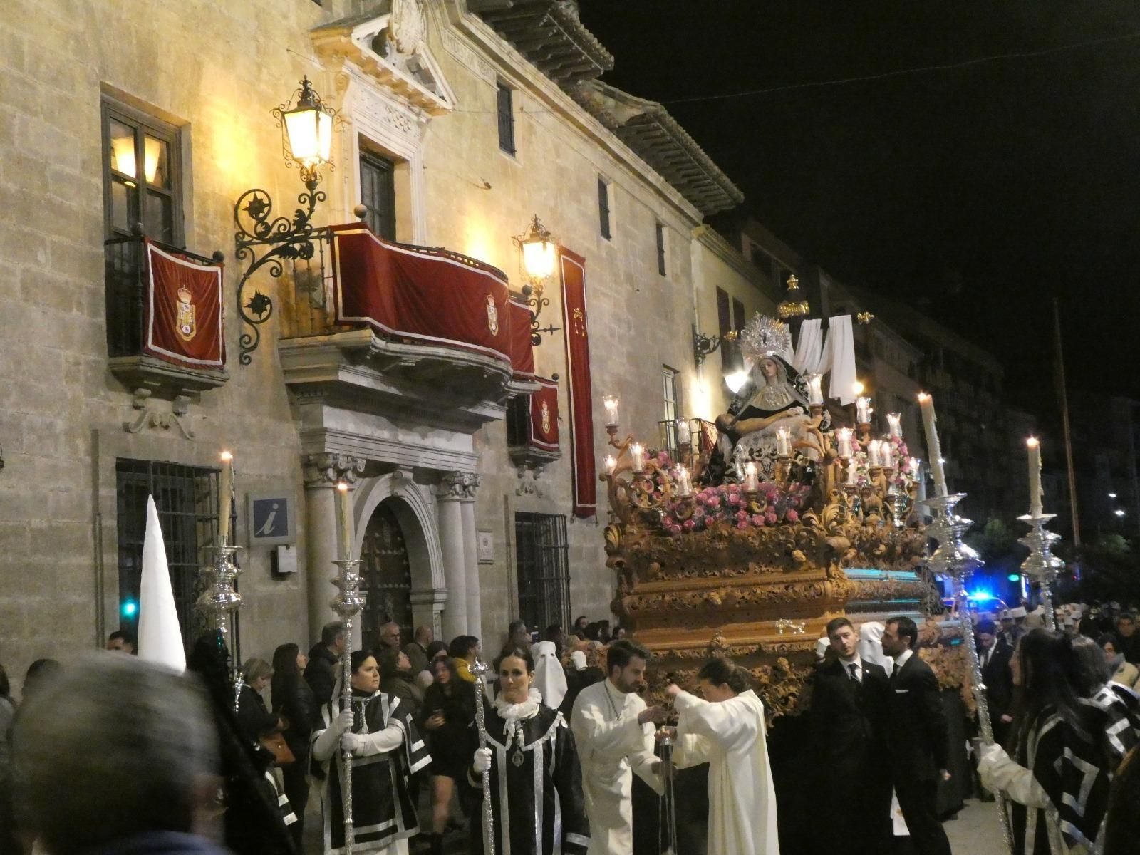 En imágenes: Viernes Santo en Alcalá la Real