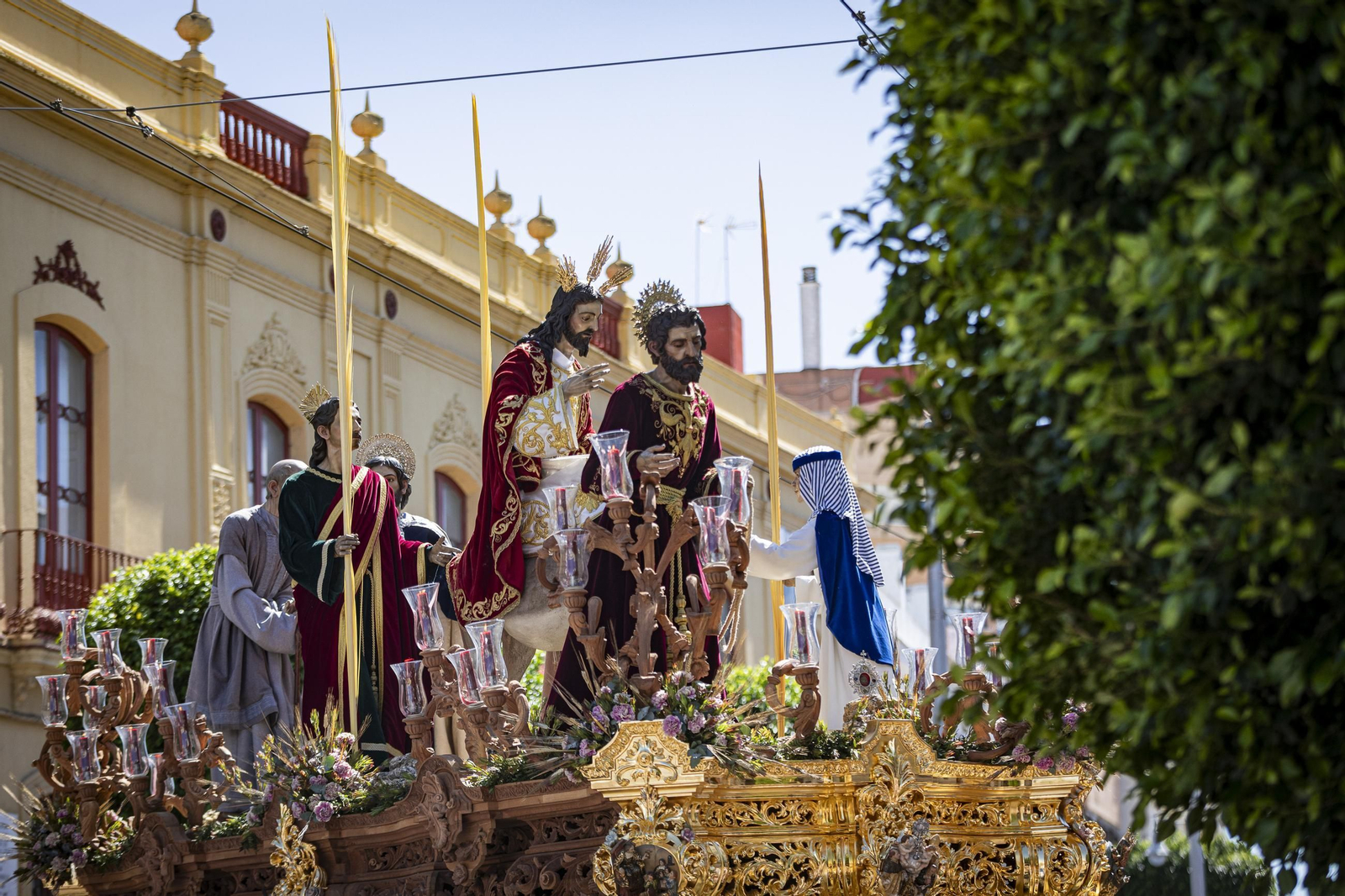 Las imágenes de la hermandad de Cristo Rey (Borriquita) en la Semana Santa de San Fernando 2025